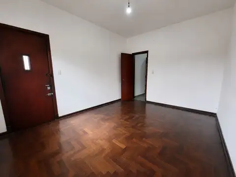 Casa en Venta en Bernal Oeste, USD 94.500