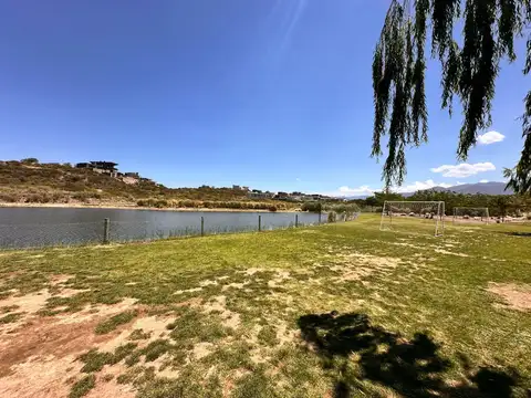 Terreno en Venta 30  mts Fondo