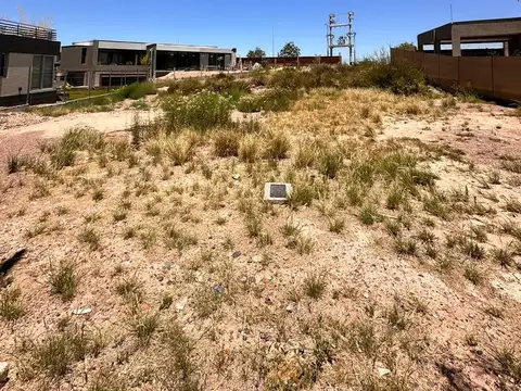 VENTA DE TERRENO EN BARRIO AGUARIBAY