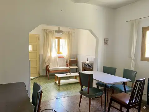 VENTA CASA CALLE 28 N°5169 entre 174 y 175 BERISSO