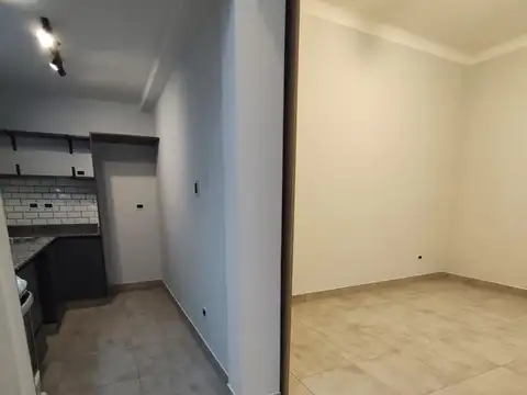 Depto Tipo Casa 2 ambientes con 1 baño