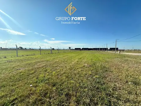 LOTE EN CUESTAS DE MANANTIALES