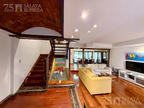 Casa en Venta en Olivos, USD 549.000