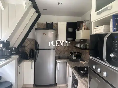 Casa en Venta en Los Rosales - Canning