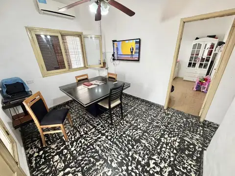 Casa en Venta en Castelar Sur, USD 95.000