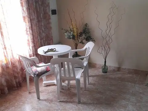 Casa en Alquiler en Miramar, USD 1.800