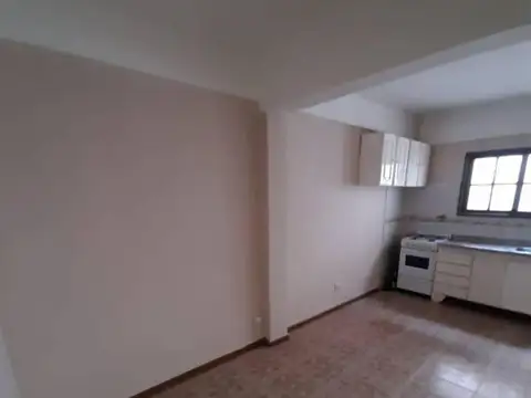 Depto Tipo Casa en Venta de 2 ambientes