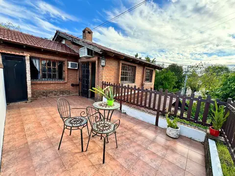 Casa en Venta en Villa Santos Tesei, USD 150.000