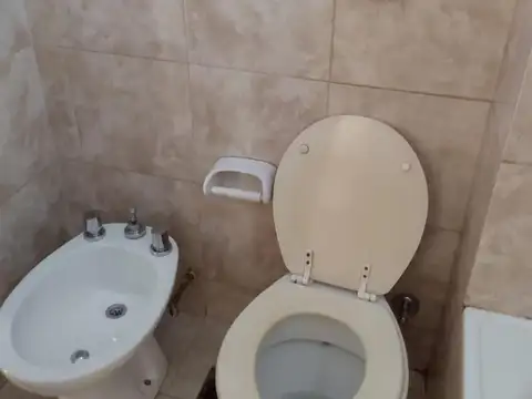 Suipacha 800, Piso 9