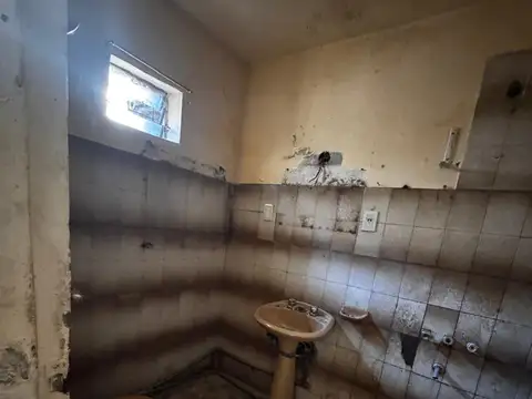 Casa 3 ambientes con 1 baño