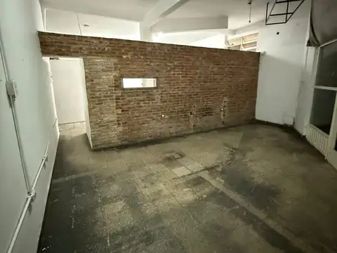 Local en Alquiler en Barrio San Pedro, $ 650.000