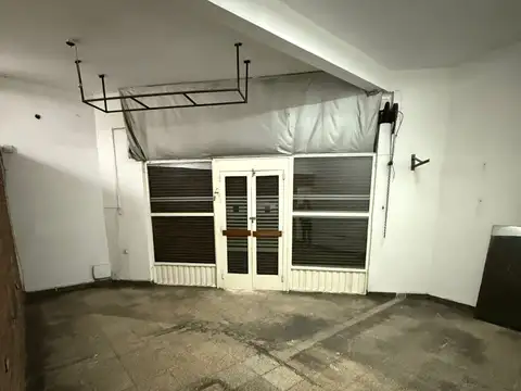 Local en Alquiler 40 años