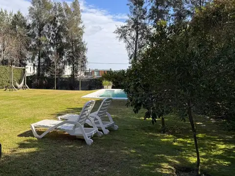 Casa 6 ambientes con 3 baños