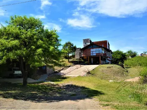 PUBLICA S/N VALLE DORADO LOTE 25 MANZANA 43, VILLA RUMIPAL 100