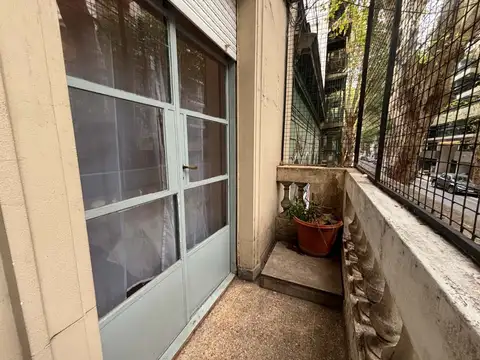 CHARCAS 5100, Piso 1