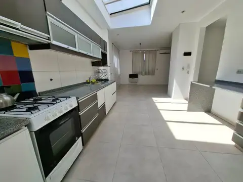 Depto Tipo Casa en Alquiler de 1 dormitorio