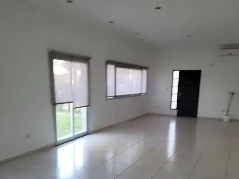 Excelente casa en Altos de Hudson II