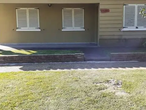 Casa  en Venta ubicado en Quilmes Oeste, Quilmes, G.B.A. Zona Sur - SVN0637_LP584425_1