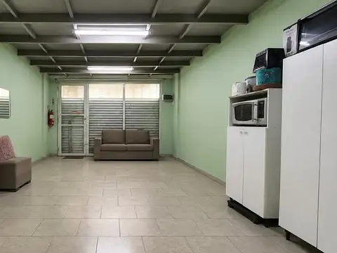 Local comercial en venta ubicado en Parque Patricios