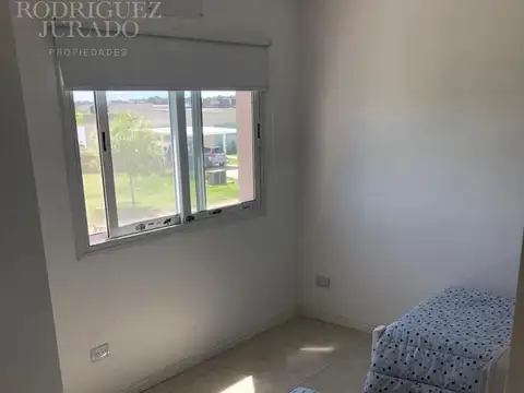 Casa - Alquiler - Argentina, Escobar