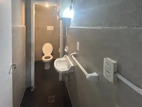 Local - Alquiler - Argentina, Capital Federal - LAPRIDA 968