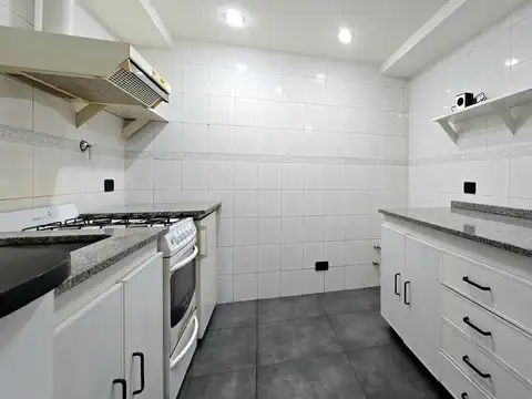 Depto Tipo Casa en Venta en Agronomía, USD 155.000