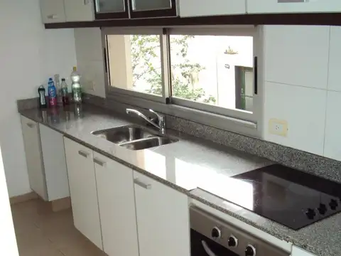 Buen Viaje 1055 , Piso 8