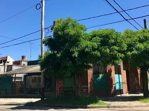 CASA o GALPON con Oficinas 