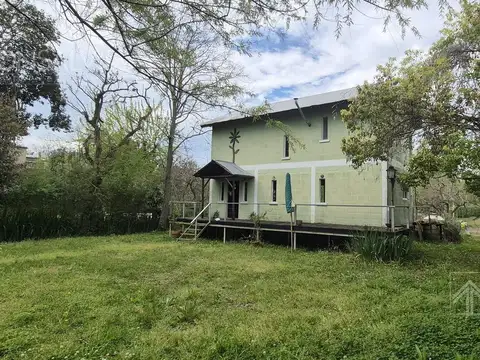 Casa 3 ambientes con 2 baños