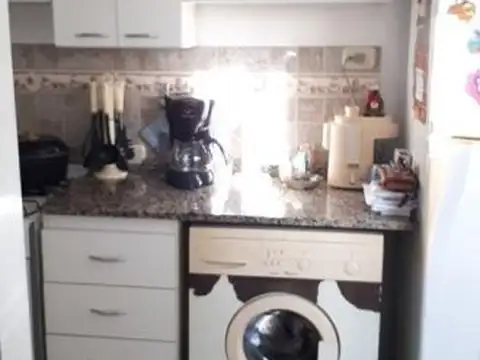 Departamento en Venta en Villa Luzuriaga, USD 98.000