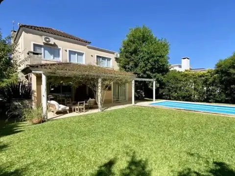 Casa en Venta en San Isidro Labrador, Tigre