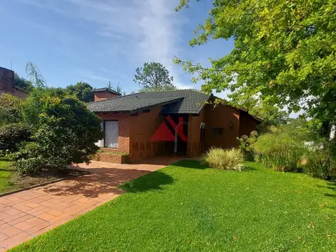 Casa en Venta con 1 cochera