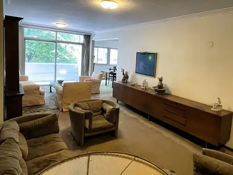 Avenida 53 700