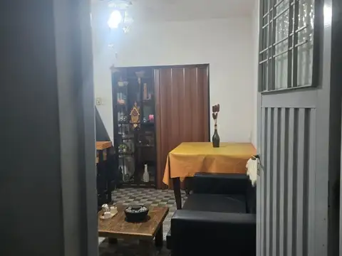 Depto Tipo Casa en Venta de 2 ambientes