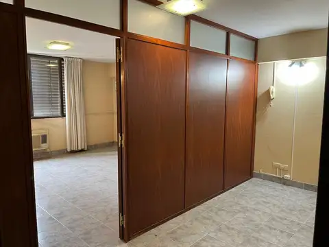 Oficina en Venta en Barrio Sur, USD 30.400