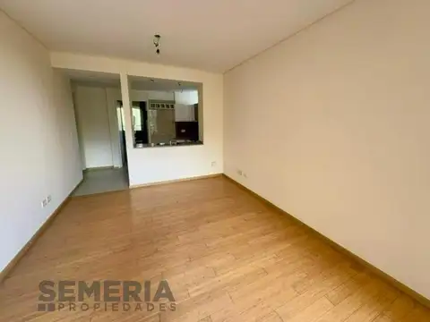 Arcos 2600, Piso 4