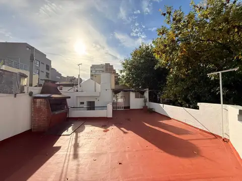 Casa lote propio 3 ambientes con terraza - Villa Urquiza