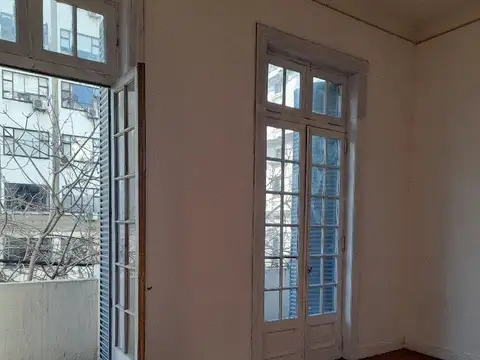 Departamento 5 ambientes con 4 baños