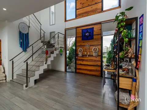 Casa en Venta en El Cantón, USD 535.000