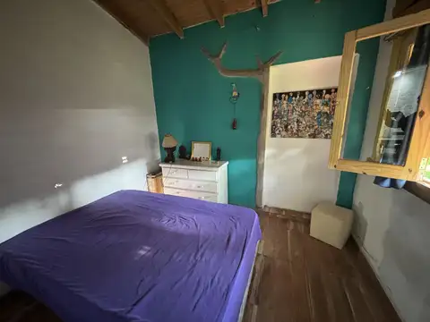 Casa 7 ambientes con 2 baños