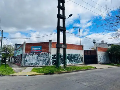 Gutierrez al 900 esquina Las Heras