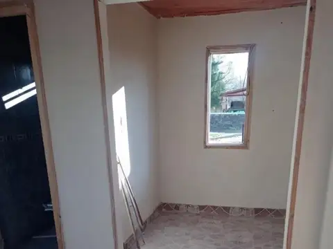Casa 5 ambientes con 1 baño