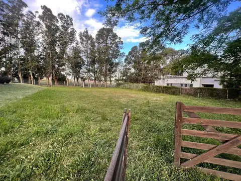 Terreno en Venta en Barrio Chapadmalal, USD 55.000