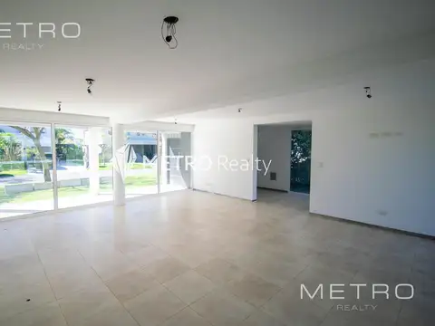 Casa en Venta al Oeste