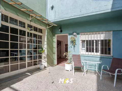 Casa 4 ambientes con 1 baño