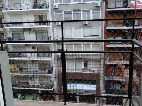 Avenida Pueyrredón 800, Piso 5