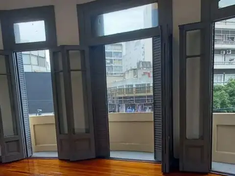 Departamento en Venta 70 años