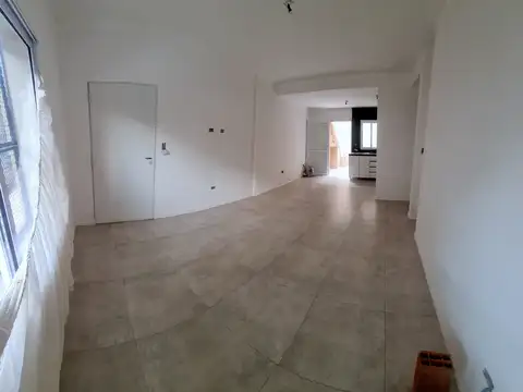Depto Tipo Casa 3 ambientes con 1 baño