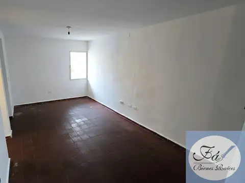 Alquiler posta - 3 dormitorios todos los servicios