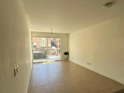 Doctor Pedro Ignacio Rivera 4800, Piso 3